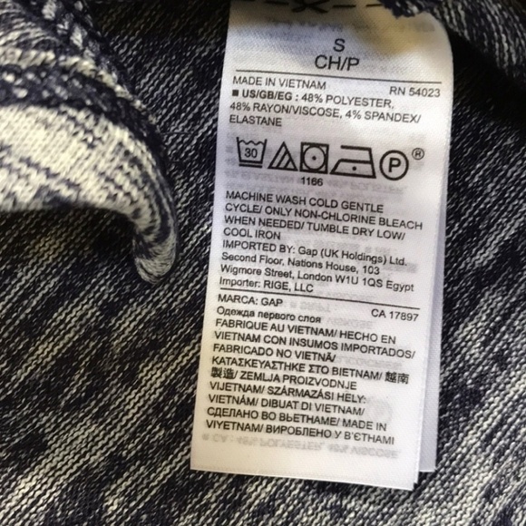 NWT! Gap Size S asymmetrical tie knot sweater - Picture 6 of 8